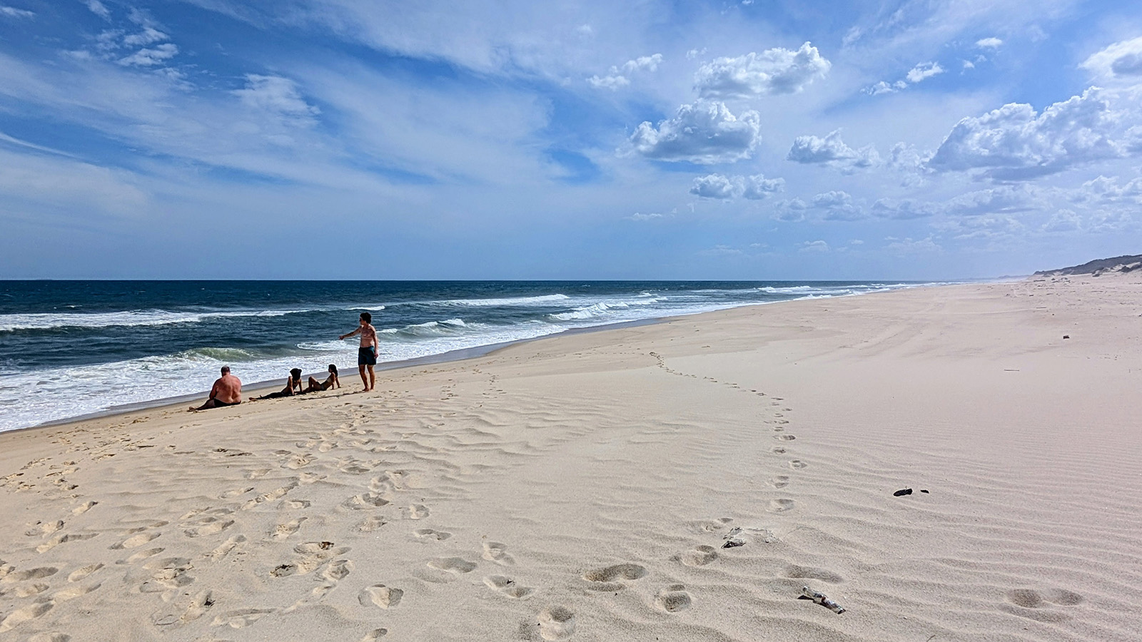 Dune Beach Hostel, Calanga, Mozambique