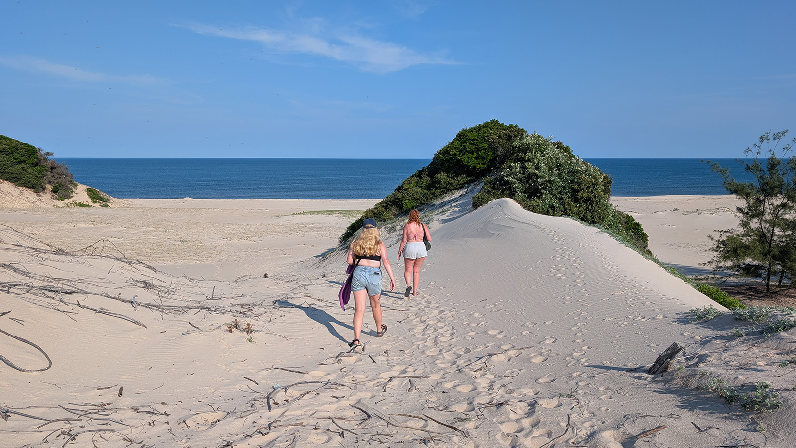 Dune Beach Hostel image 2